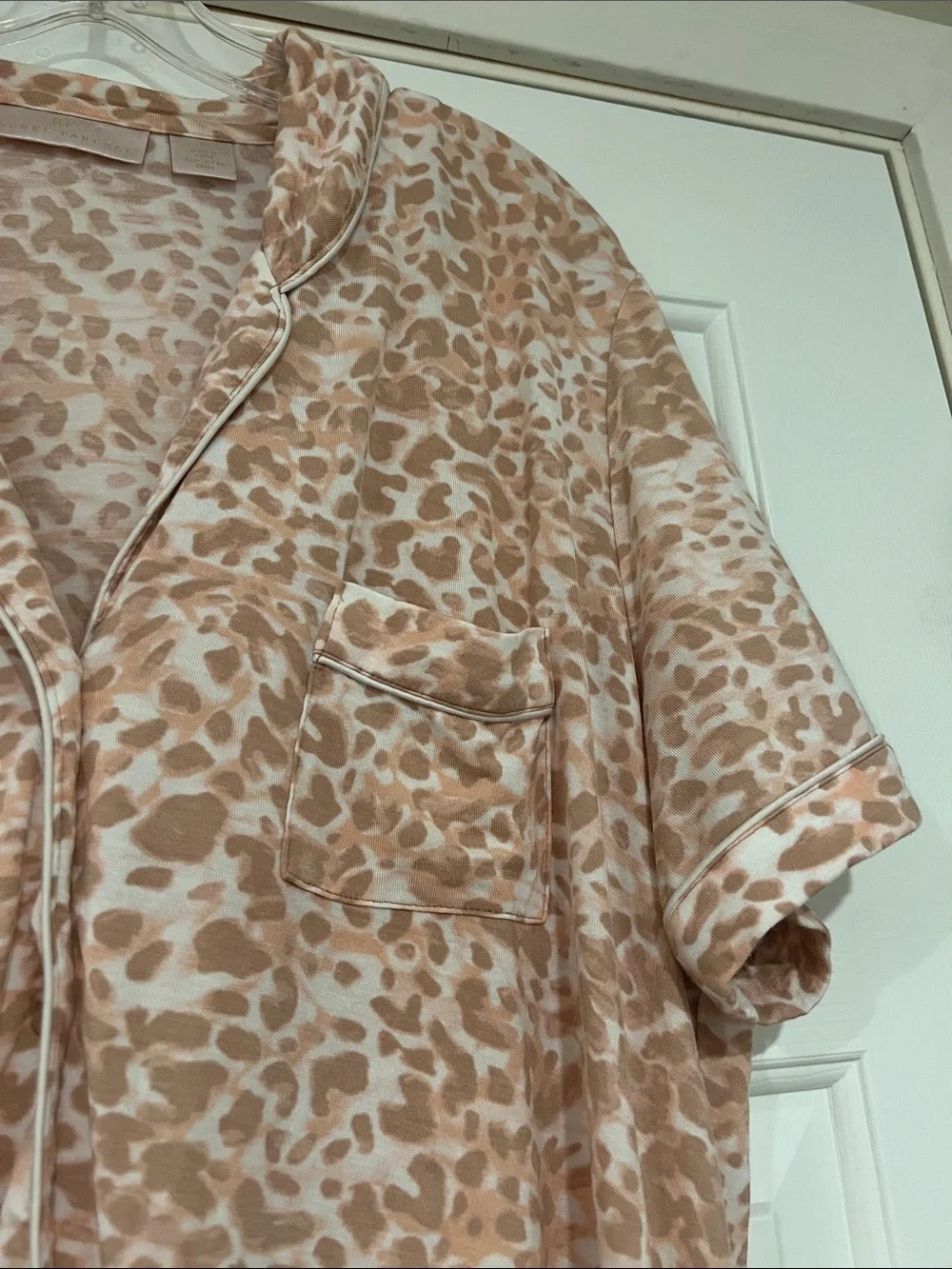 Rachel Parcell Night Sleep Shirt Lounge Button Up Leopard Pink Like New Size L